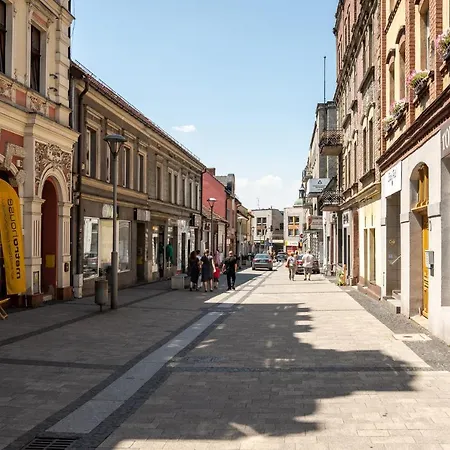 Platinum 25 Apartment *