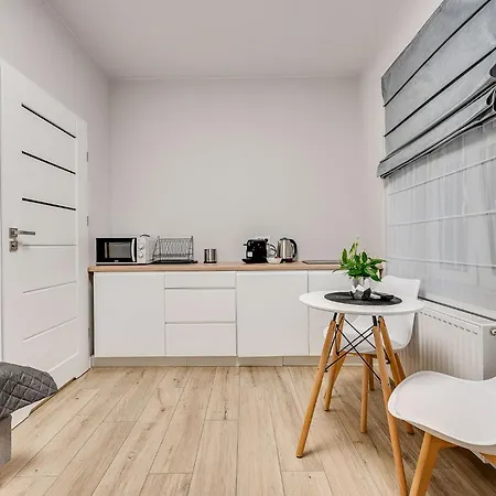 Platinum 25 Z Aneksem Kuchennym I Tarasem Apartment